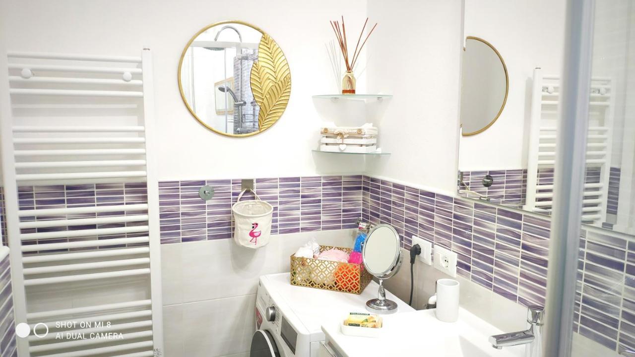 Boutique Con Tv Da 65 E 43 Apartment Viareggio