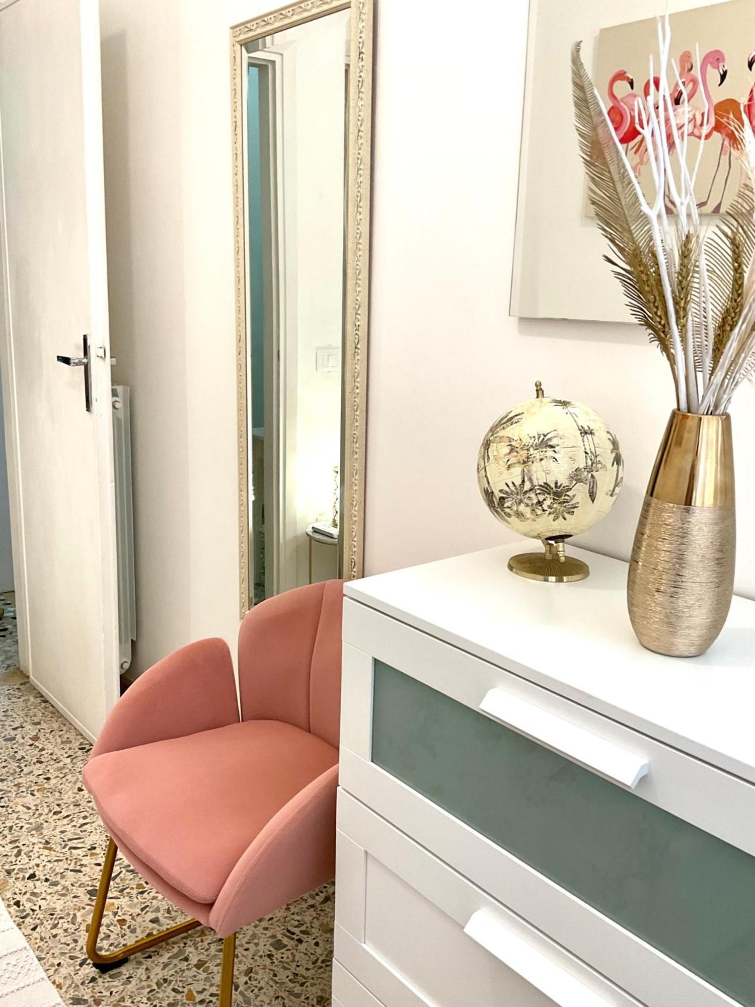 Apartment Boutique Con Tv Da 65 E 43 Viareggio