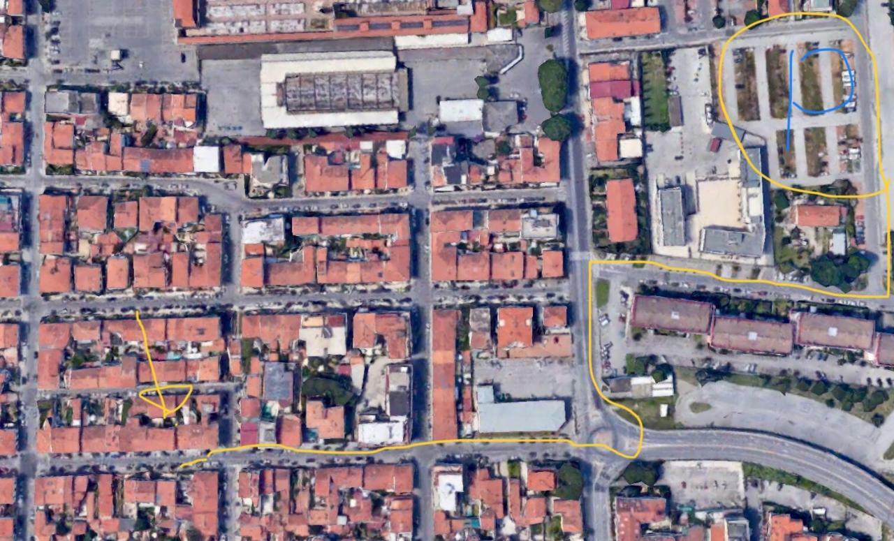 Boutique Con Tv Da 65 E 43 Apartment Viareggio