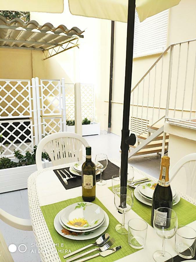 Boutique Con Tv Da 65 E 43