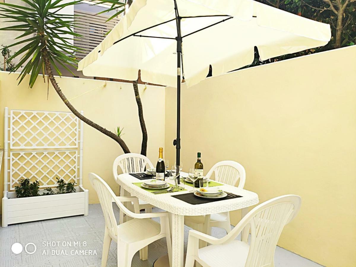 Boutique Con Tv Da 65 E 43 Appartement